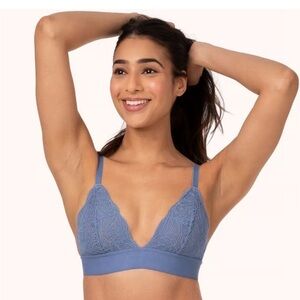 Lively Long-Lined Lace Bralette in Blue, L